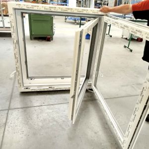 Box windows